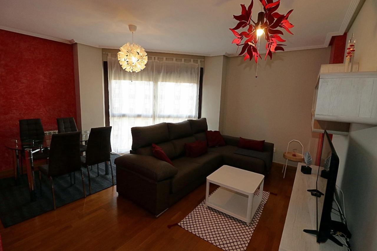 Apartamento , Wifi Y Garaje Cerca Del Centro Apartment Oviedo Exterior foto