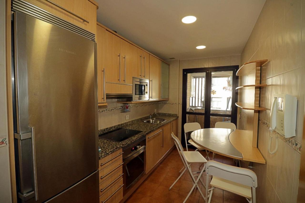 Apartamento , Wifi Y Garaje Cerca Del Centro Apartment Oviedo Exterior foto